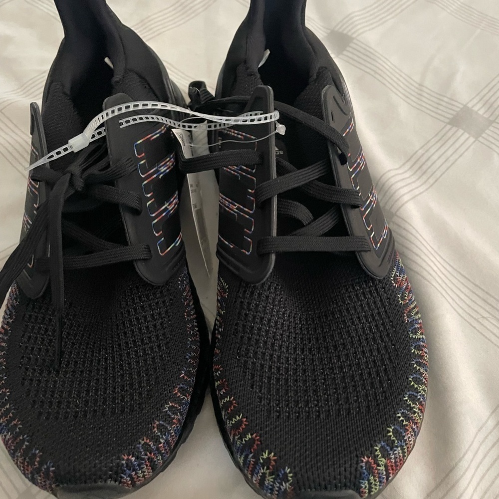 Ultraboost_20 - Picture 1 of 5